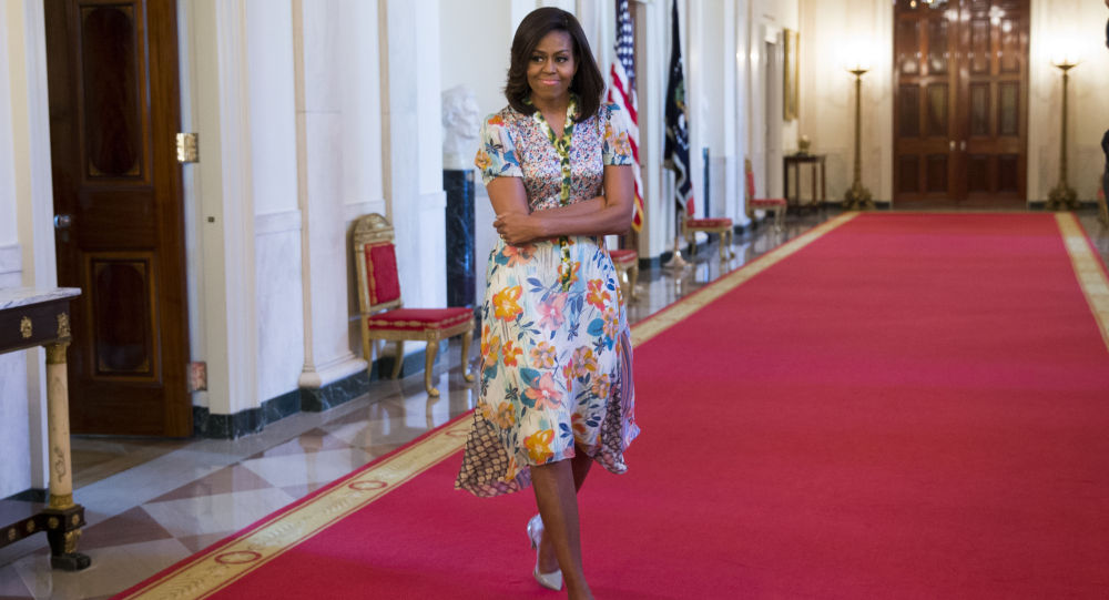 Michelle Obamanı “meymun” adlandıran mer istefa verib