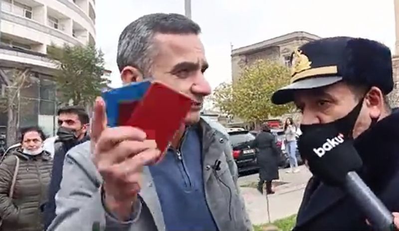 Bir qrup müharibə veteranı nazirlik qarşısında etiraz aksiyası keçirib