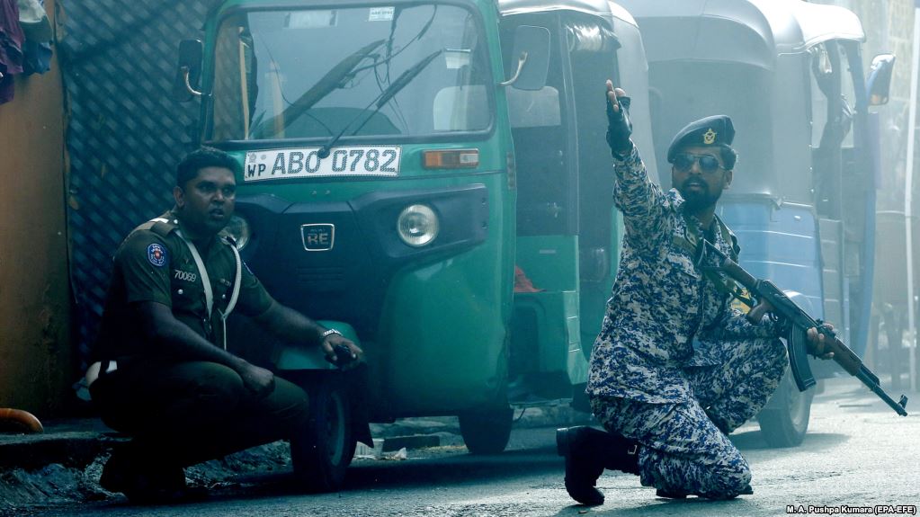 Terror hadisələrindən sonra Şri-Lanka höküməti qadınlara niqab geyinməyi qadağan edib