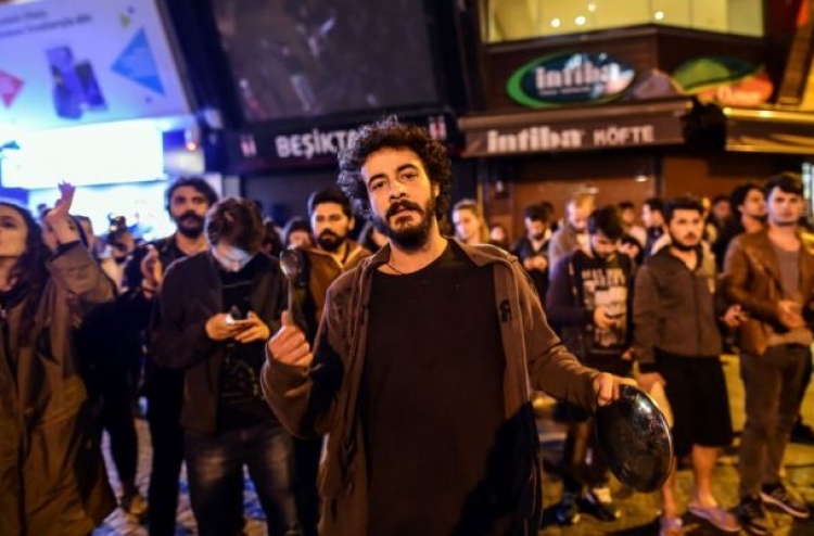 Türkiyə müxalifəti "Bəli" nəticələrinin yenidən sayılmasını istəyir