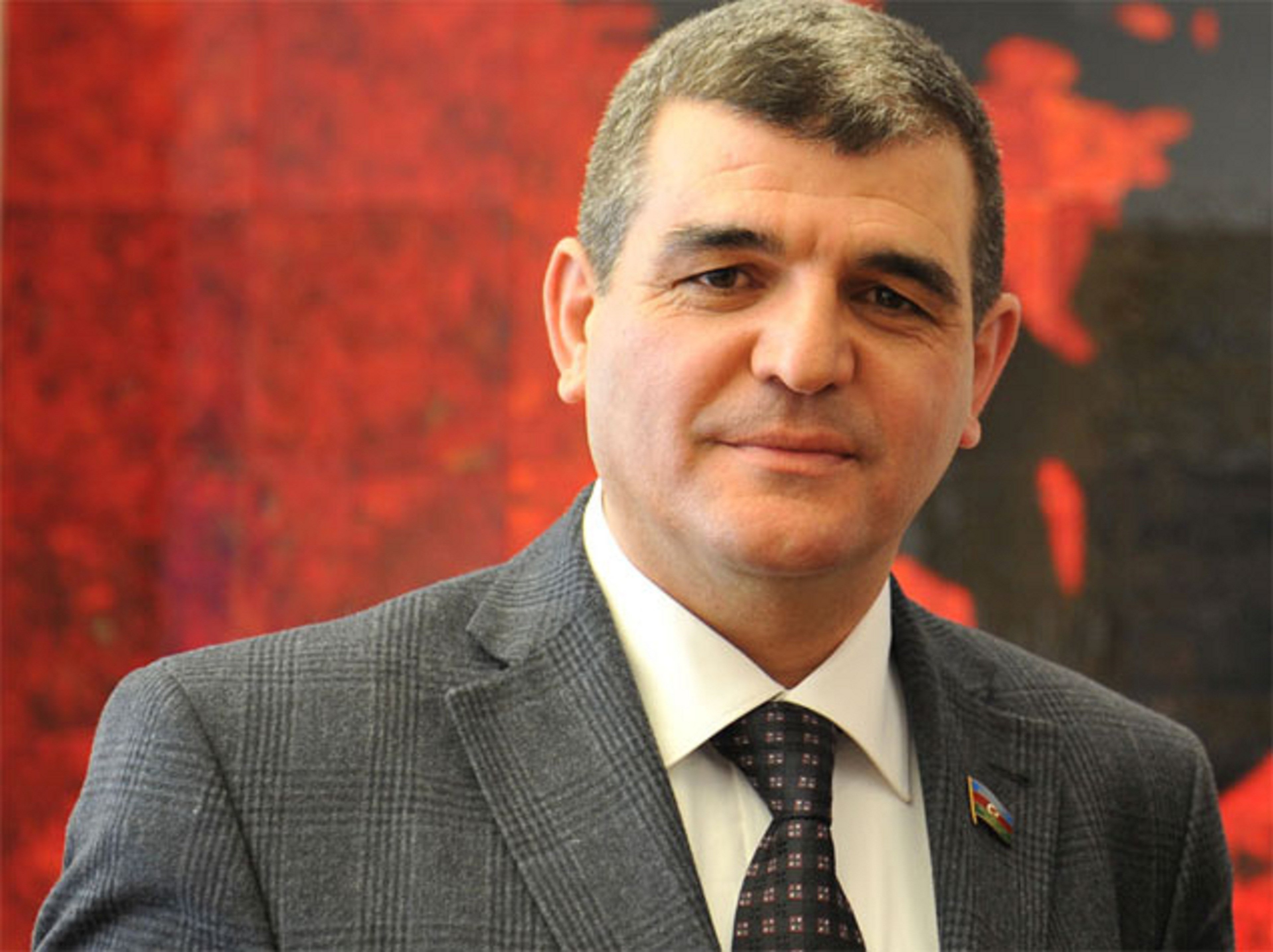 Deputat: “Bu bahalığın sıxıntısını xalq çəkir”