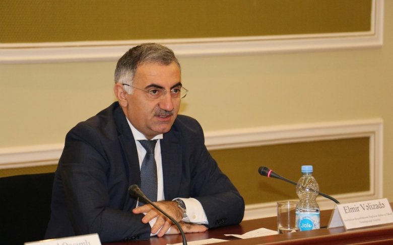 Elmir Vəlizadə işdən çıxarıldı