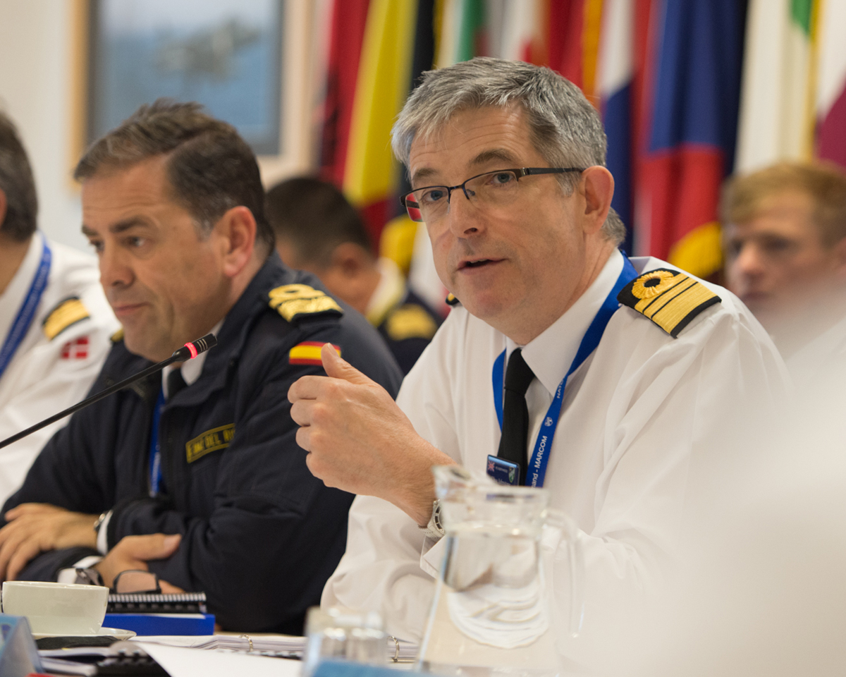 Vitse-admiral Clive Johnstone: “Ultra miqrasiya problemi yaşaya bilərik”