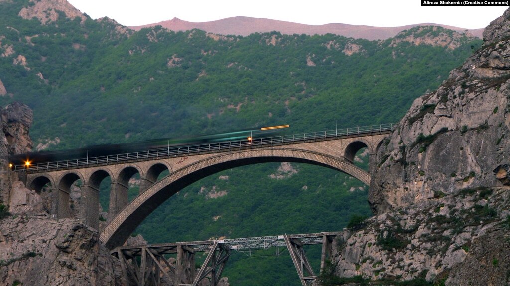 UNESCO Trans-İran dəmir yolunu öz siyahısına daxil etdi