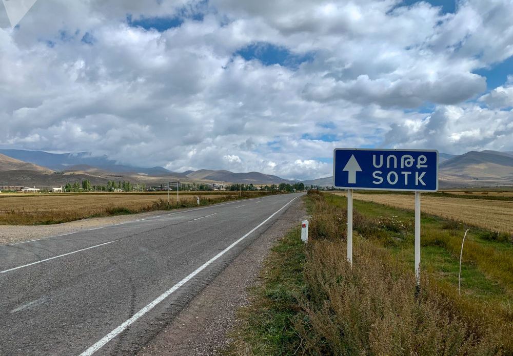 Paşinyan: "Qarabağətrafı əraziləri Sarkisyan 2010-cu ildən Azərbaycana verib"