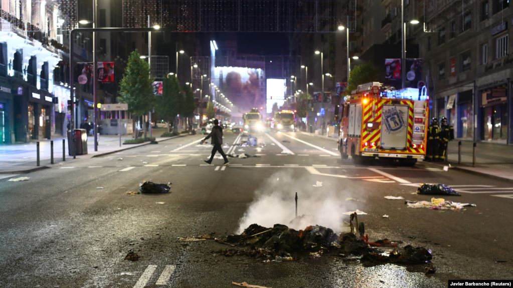 Almaniyada qismən karantin elan olundu