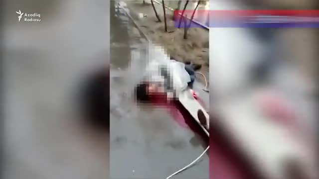 Sumqayıtda yağışda işləyən fəhlələr damdan yıxılıblar [Video]