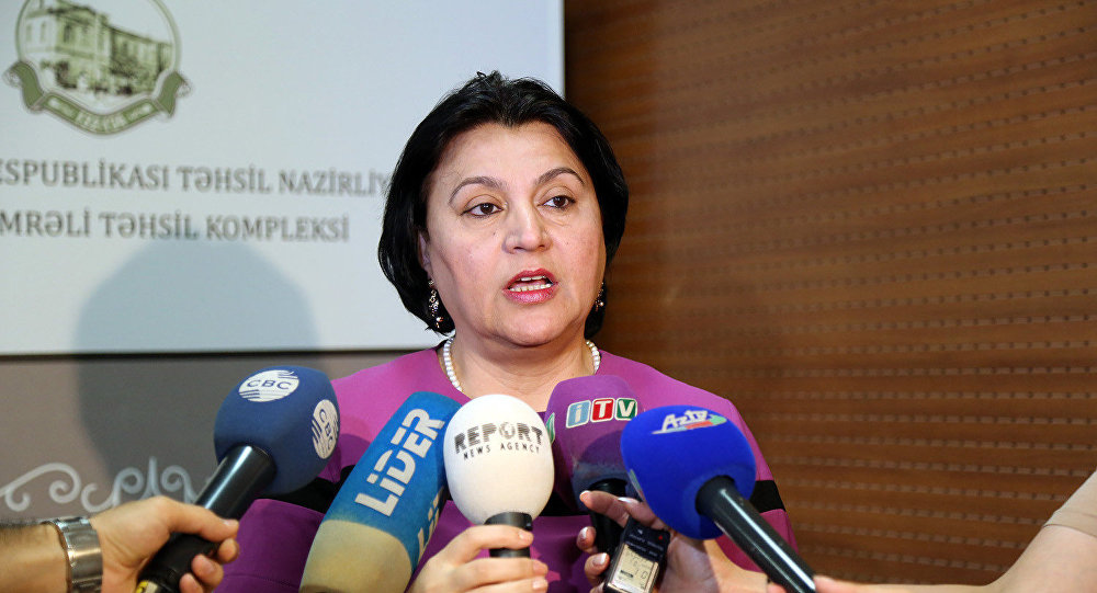 Deputat: “Uşaqların rus sektoruna getməsi məni narahat edir”