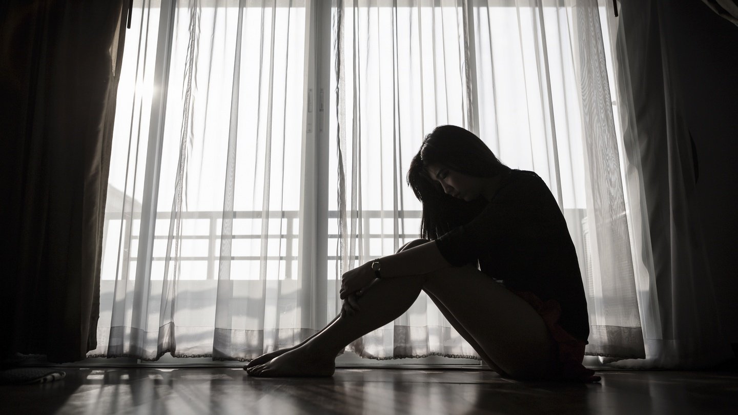 UNICEF: "Hər 5 gəncdən biri depressiyadadır"