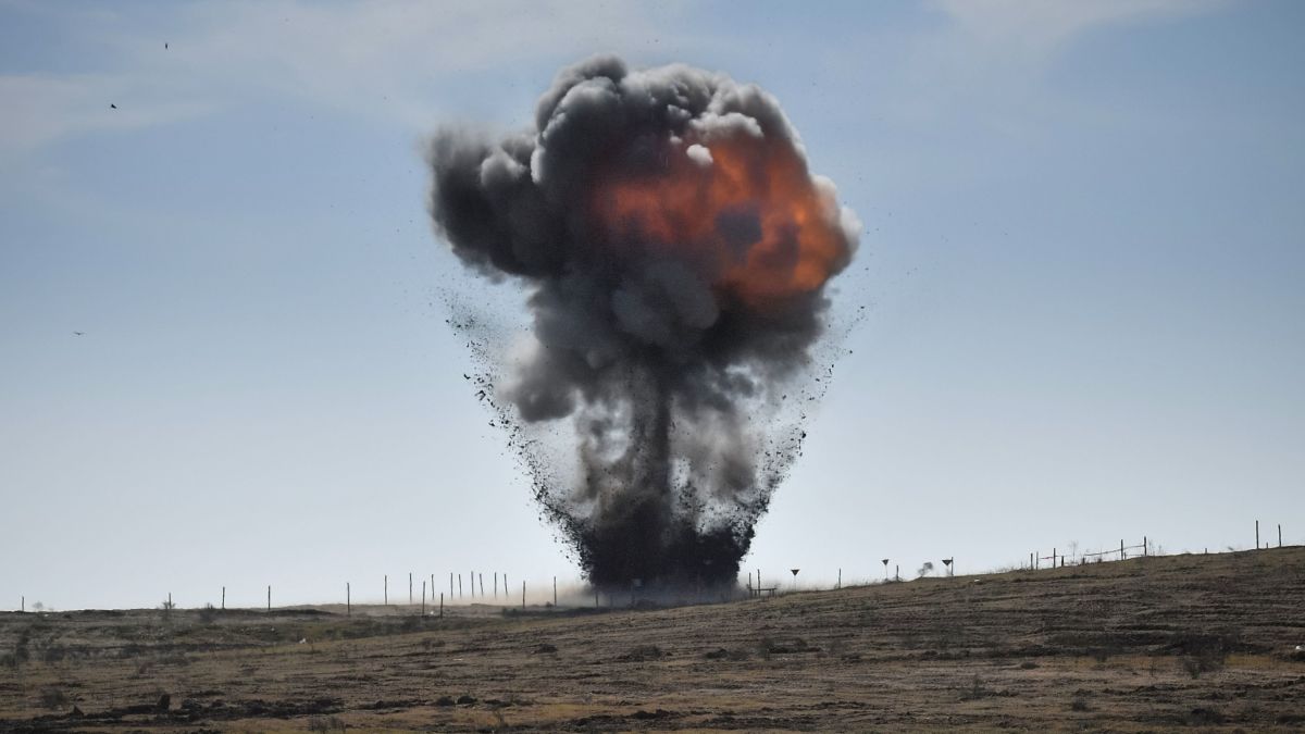 Füzulidə bomba partlayıb, şirkət əməkdaşı xəsarət alıb