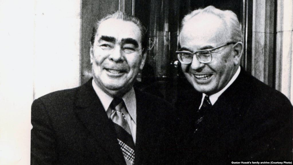 Slovakiya kommunist partiyasını ‘cinayətkar təşkilat’ elan etdi