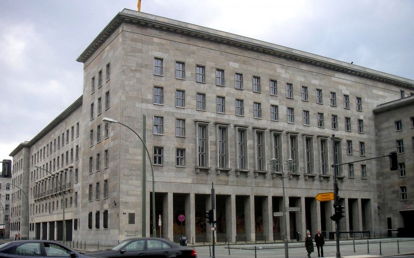 Almaniyanın dövlət idarələrində axtarışlar aparılır