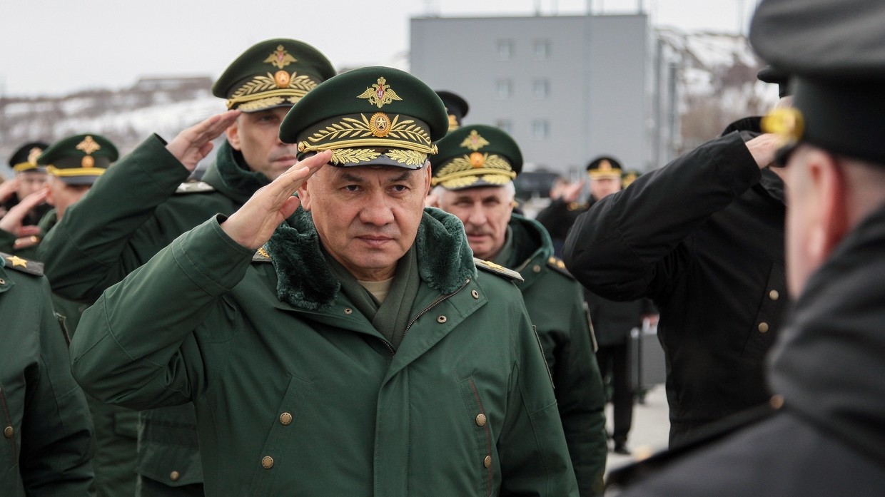 Sergey Şoygu: "NATO müharibəyə hazırlaşır"