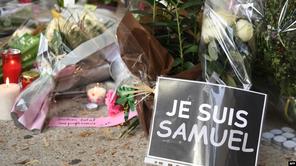 Parisdə müəllimin başını kəsən çeçen dəfn olunub