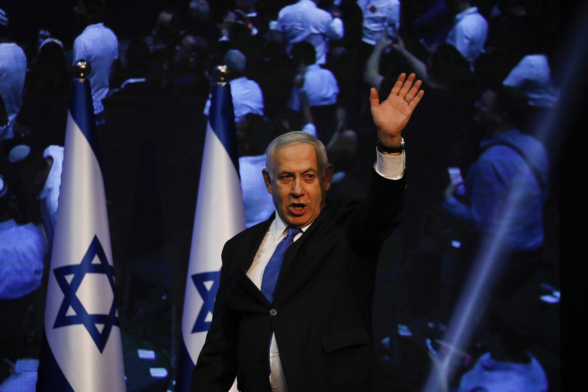 Netanyahu dayanmayacaqlarını deyir: "Hələ son sözümüzü deməmişik"