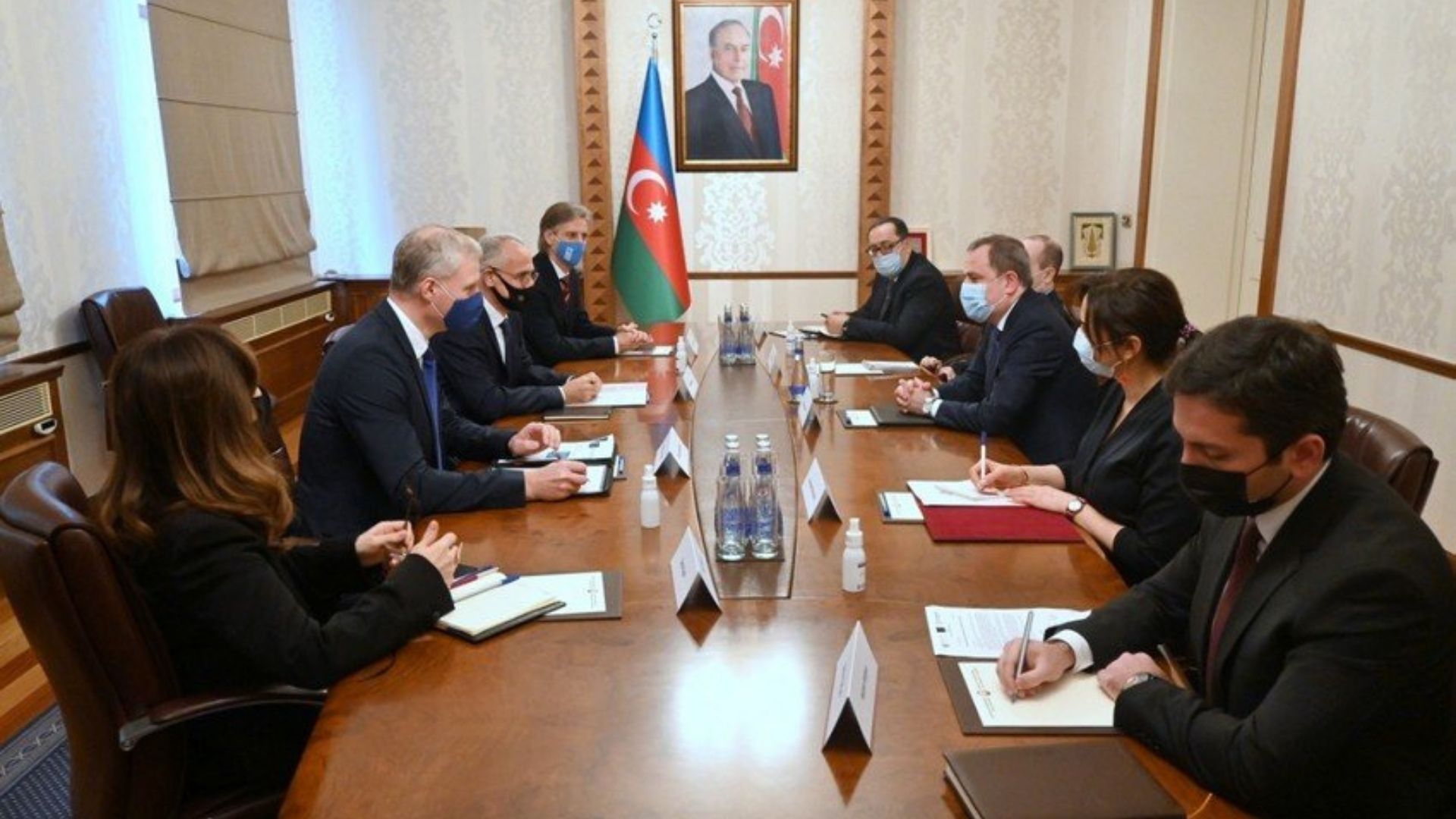 Ceyhun Bayramov BMT, Aİ və Dünya Bankı rəsmiləri ilə Qarabağın bərpasını müzakirə edib