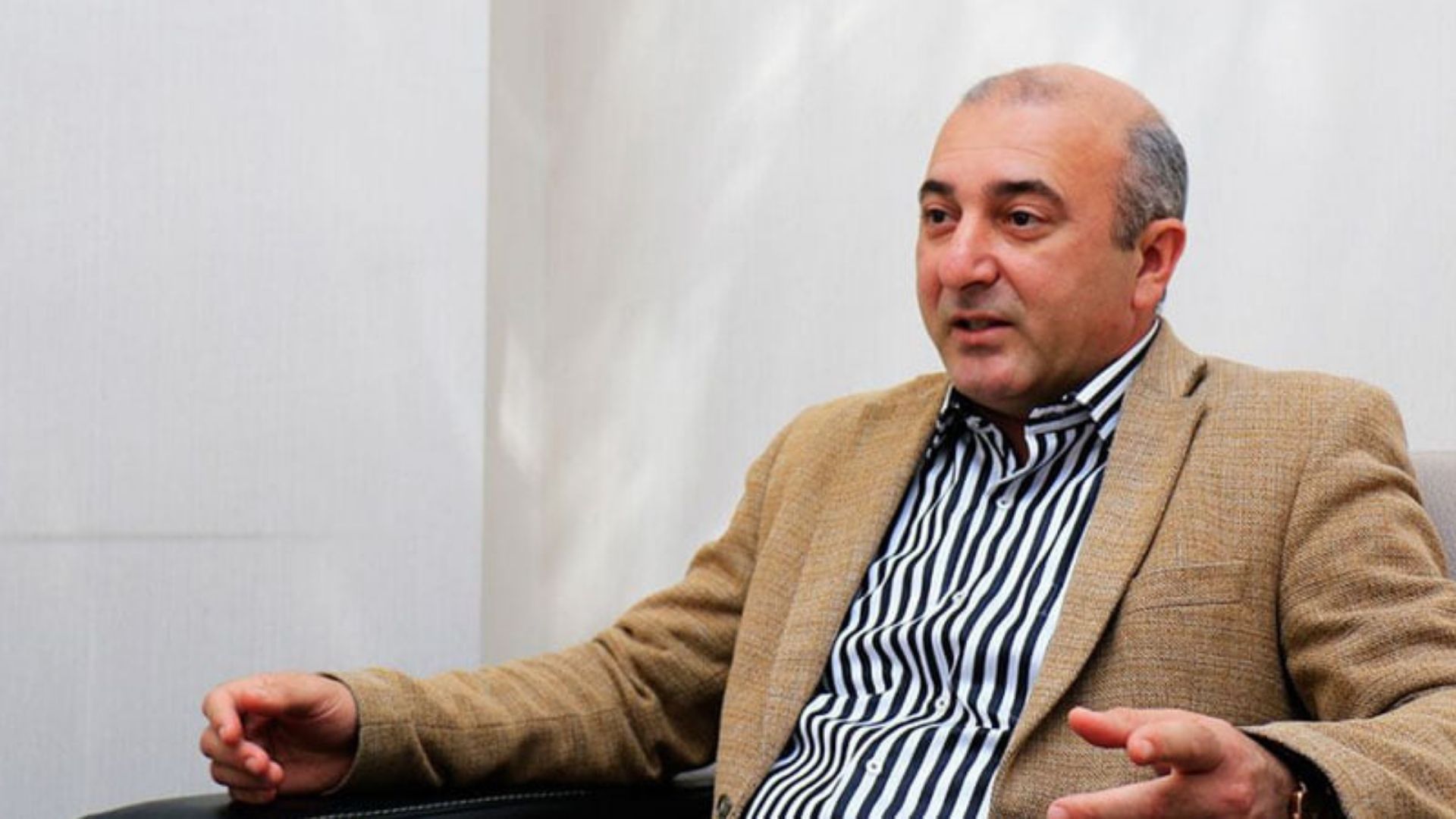 Hərbi ekspert: "Kamil Zeynallı kim olur ki, mənim əsgərimi sıraya düzür?"