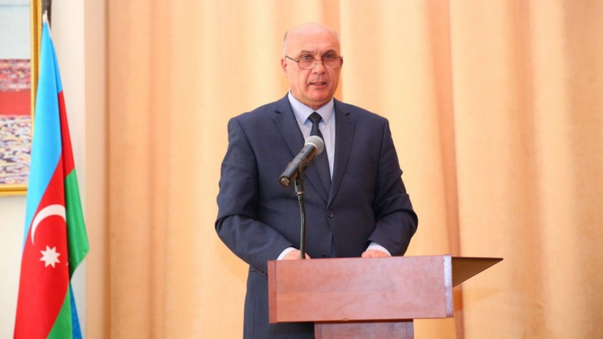 Finlandiya prezidenti 69 yaşında ata olub