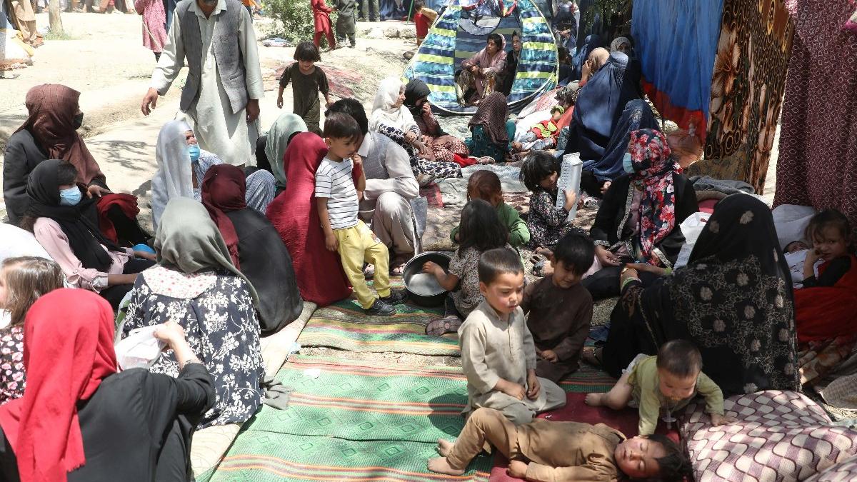 Taliban işçilərə əməkhaqqı kimi buğda verəcək