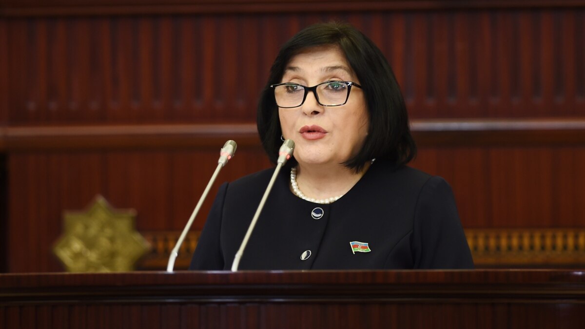 Sahibə Qafarova: “Səfər Mehdiyev zəng edib dedi ki, deputatları yox, məmurları nəzərdə tutur”
