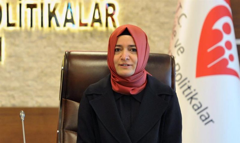 Hollandiyada polis Erdoğana dəstək mitinqini dağıdıb