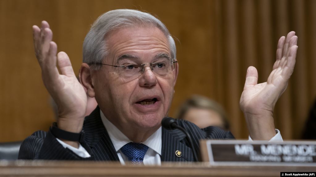 Senator Menendez Qarabağ ermənilərinin müdafiəsinə qalxır