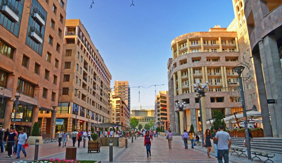 Ermənistanda vəkillər etiraz aksiyası keçirəcəklər