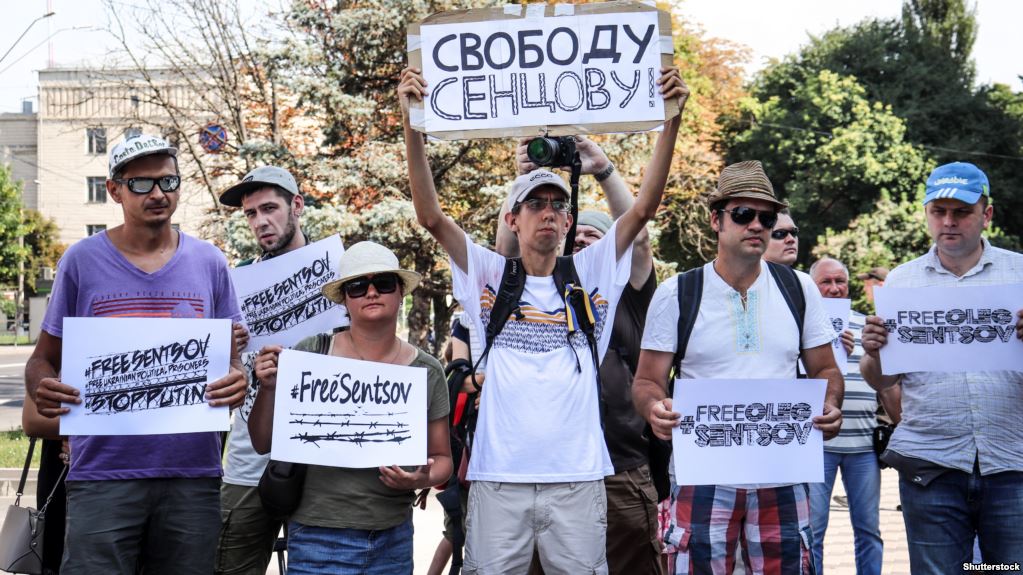 Sentsov Sakharov mükafatının qısa siyahısındadır