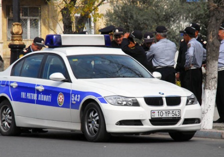 Vətəndaşı təhqir edən polis cəzalandırılmayıb? - [Video]