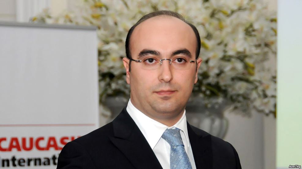 Adı Gülən camaatı ilə əlaqədə keçən Elnur Aslanov ölkədən qaçıb?