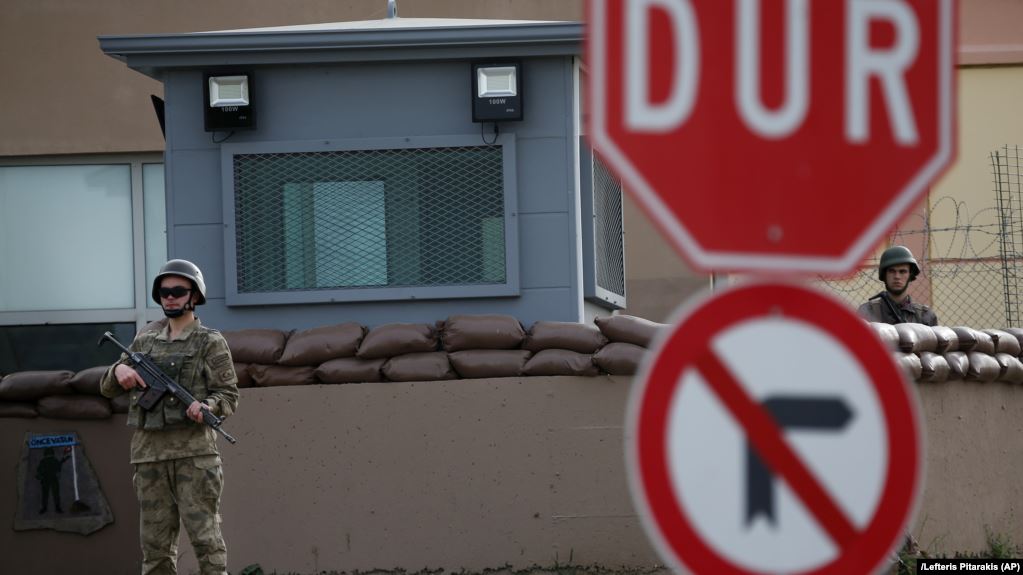 Türkiyədə 304 hərbçinin həbsinə order verilib