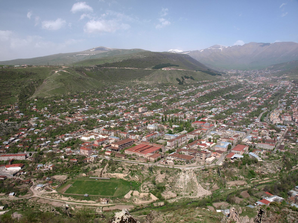 Laçın və Qoris sərhədində gərginlik: Paşinyan təcili iclas keçirdi
