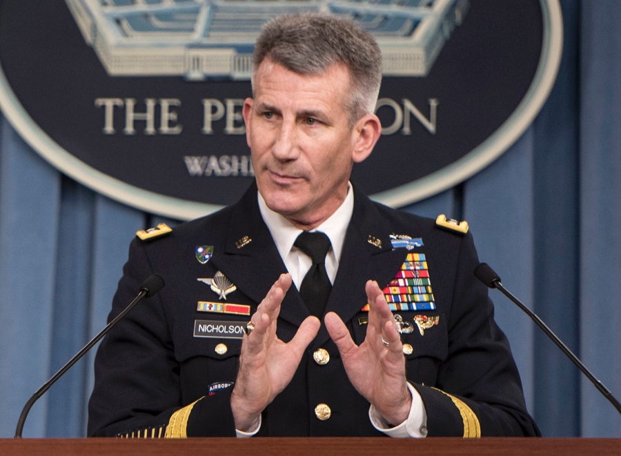 Trump ABŞ-ın Əfqanıstandakı qoşunlarının komandanının istefasını tələb edib