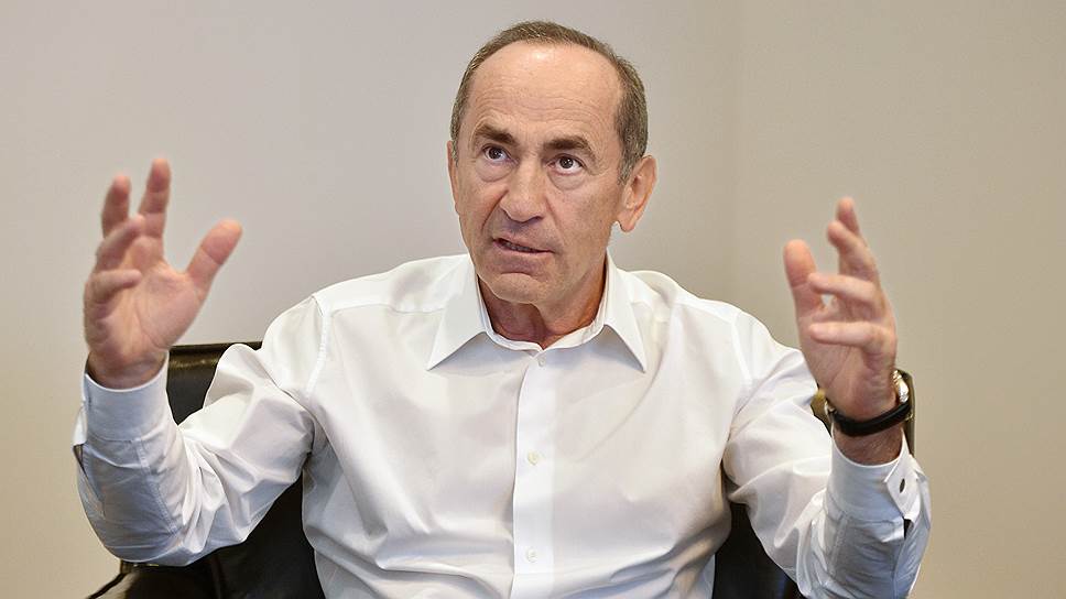 Kocharyan təkadamlıq hücrədə saxlanılır, qohumlarını görə bilmir