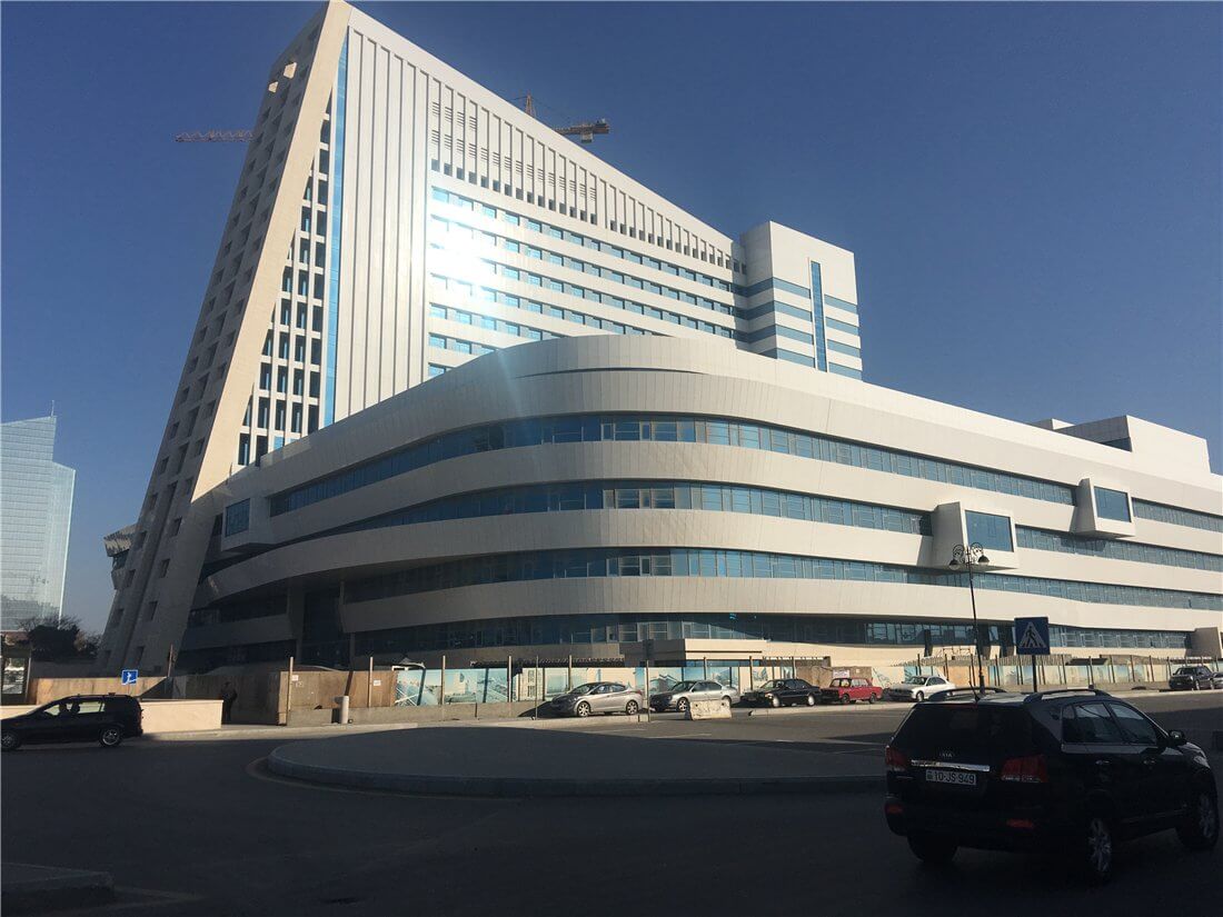 Sabahdan “Yeni Klinika”da canlı növbə randevu sistemi ilə əvəz ediləcək