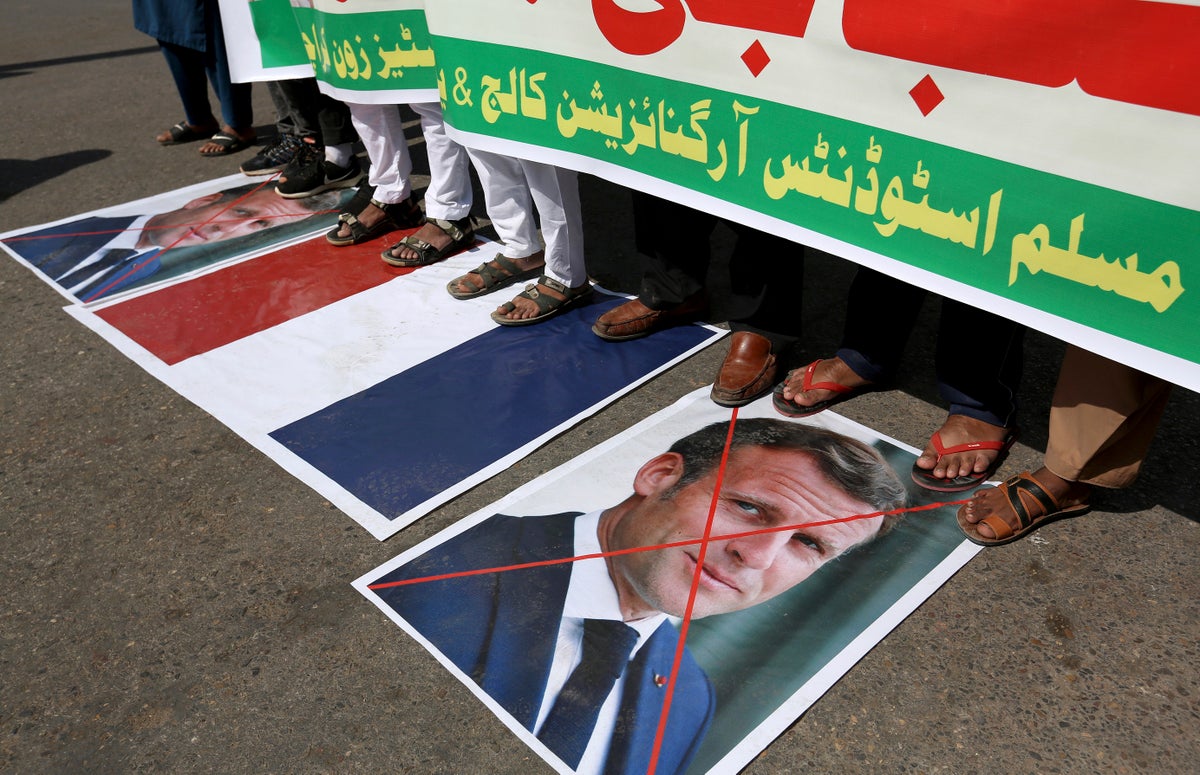 Pakistanla Fransa arasında gərginlik, səfir ölkədən qovulur
