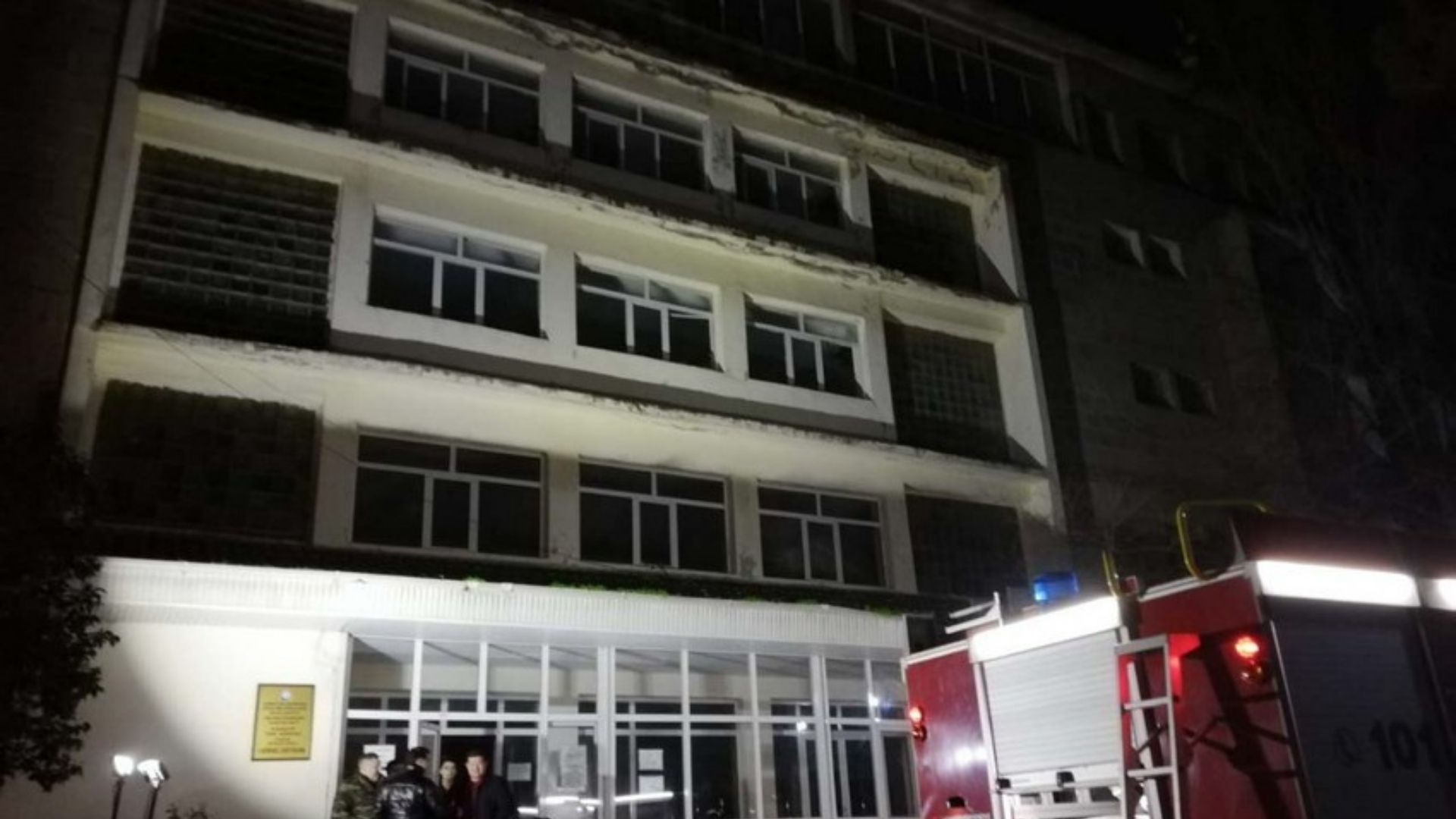 Sumqayıtda xəstəxanada yanğın olub, 15 nəfər zəhərlənib, 32 xəstə xilas edilib