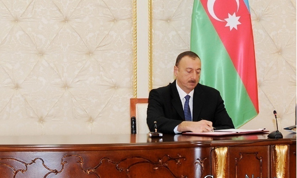Prezident ən yaxşı məktəb və ən yaxşı müəllim mükafatlarını ləğv edib