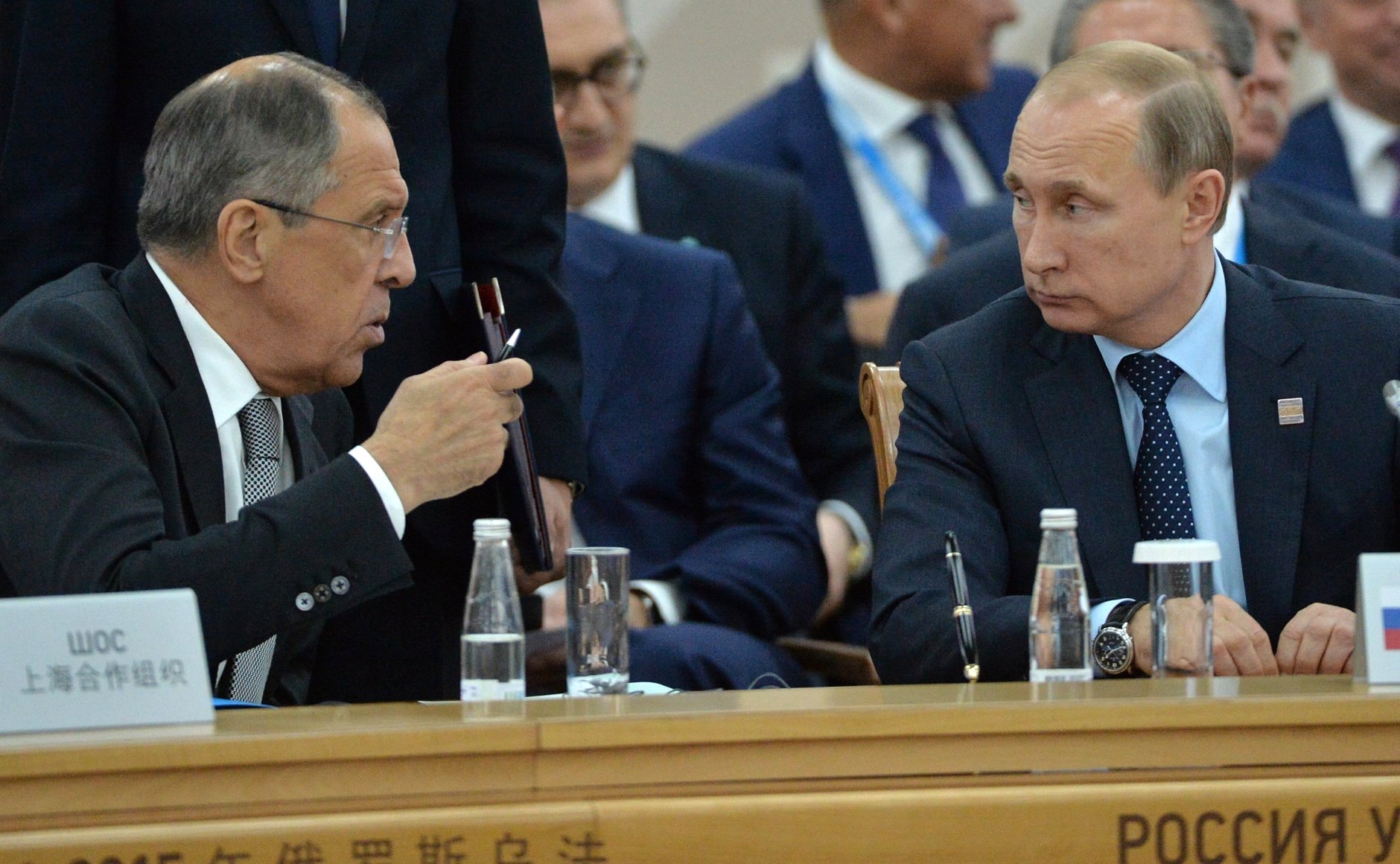 Putin: "Bəzən Lavrova müdafiə naziri yox, xarici işlər naziri olduğunu xatırlatmağa məcbur oluram"