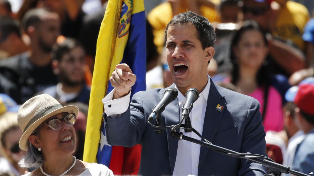 Xuan Quaido Venesuelaya qayıdıb