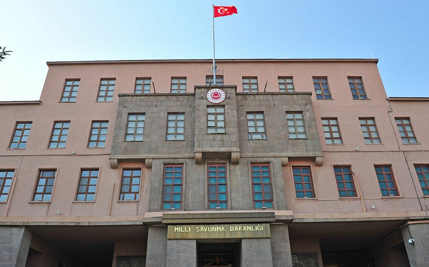 "Pis günlər bitdi, bu gün zəfər günüdür, mübarək olsun!” - Türkiyə Müdafiə Nazirliyi