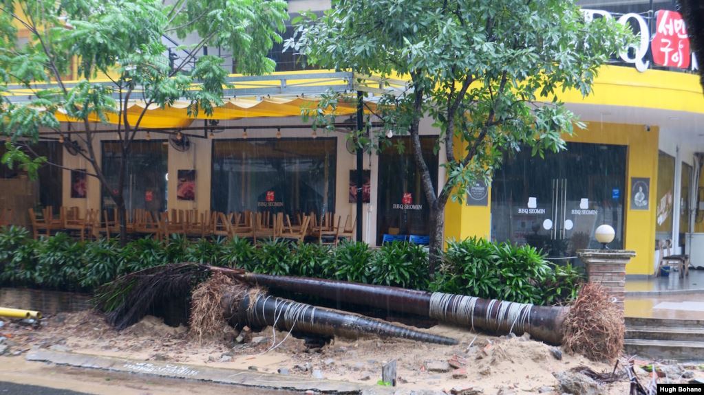 Vyetnamda torpaq sürüşməsi azı 35 nəfərin ölümünə səbəb olub