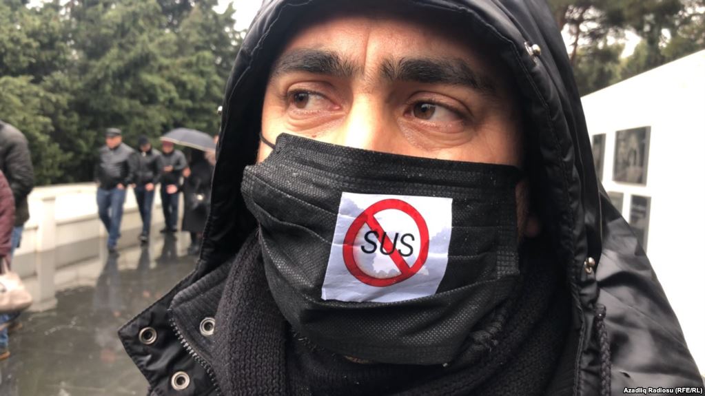 Şəhidlər Xiyabanında "sus" aksiyası keçirilib [Fotolar]