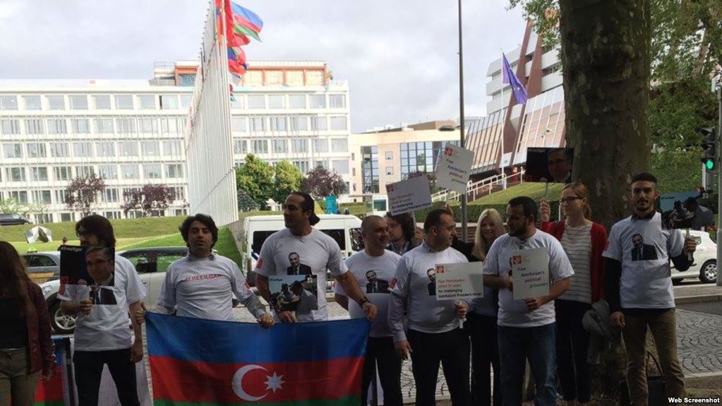 Strasburqda "siyasi məhbuslara azadlıq!" aksiyası keçirilib [Video]