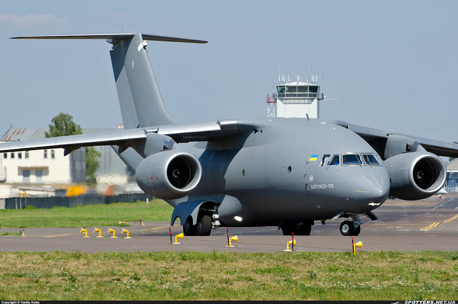 Ukrayna Azərbaycanın şifariş verdiyi təyyarələrin istehsalına başlayıb