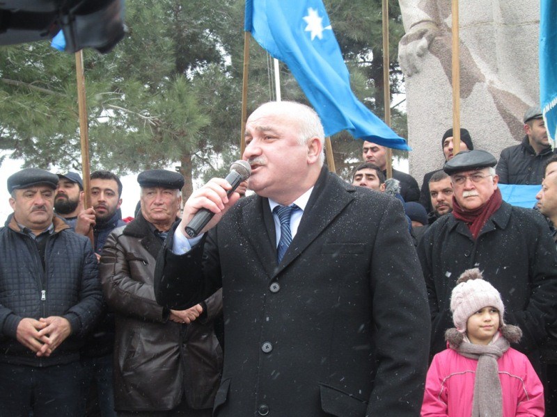 Arif Hacılı: Bu yanlış, ziyanlı, tənqidə dözməyən fikirdir