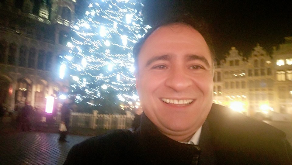 Keçmiş səfir Arif Məmmədov haqqında verilən axtarış qərarına "gülür"