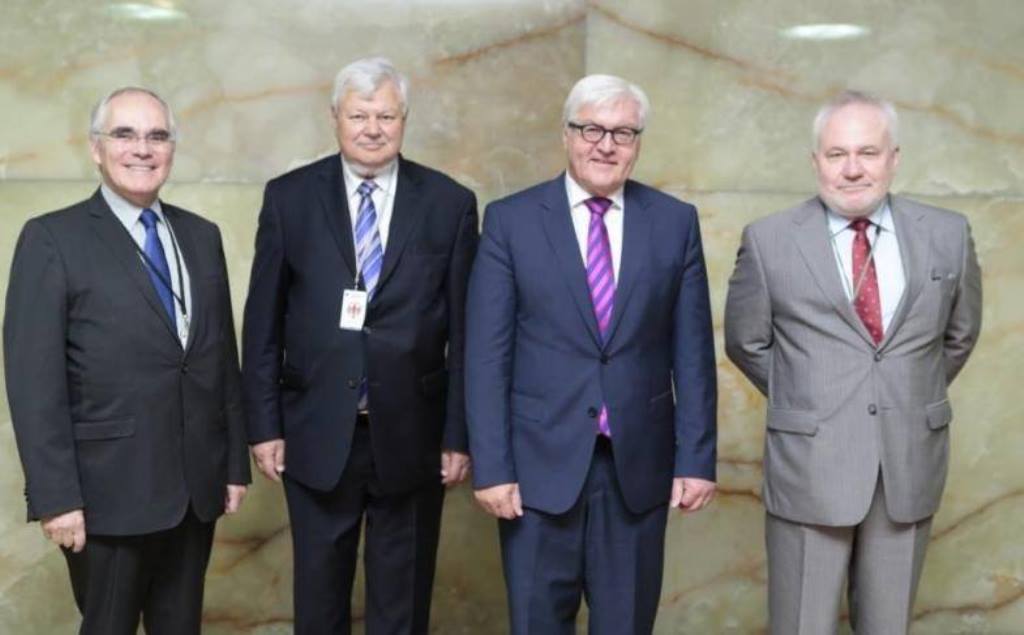 Minsk qrupunun həmsədrləri Azərbaycanla Ermənistanı siyasi dialoqun bərpasına çağırır
