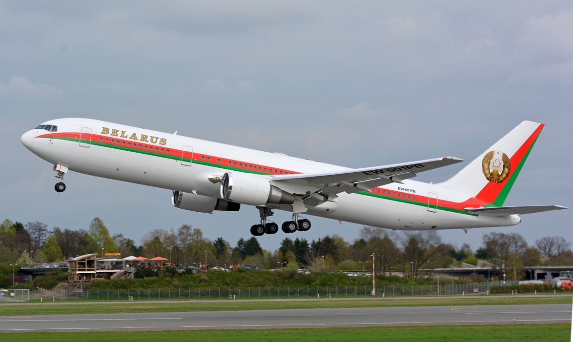 Rusiyada təyyarə qəzasında azərbaycanlı biznesmen ölüb