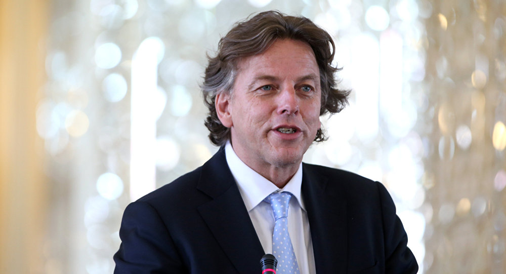 Hollandiyanın xarici işlər naziri: Bizi niyə sanksiya ilə təhdid etdiklərini anlamıram